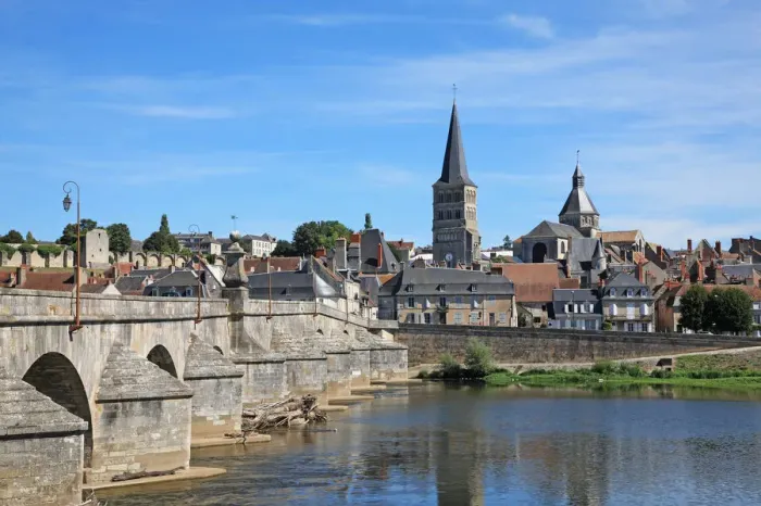 Framed Print : France, Loire Valley Framed Print : France, Loire Valley