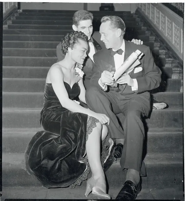 Framed Print : Franchot Tone, Eartha Kitt, and Ronny Graham Sitting Together on the Steps