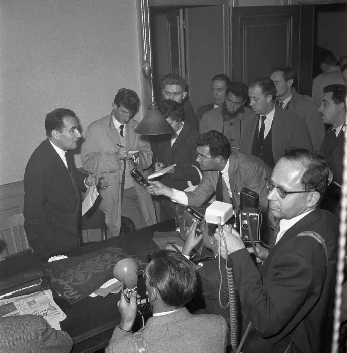 Framed Print : Francois Mitterand makes Declaration to the Press Framed Print : Francois Mitterand makes Declaration to the Press