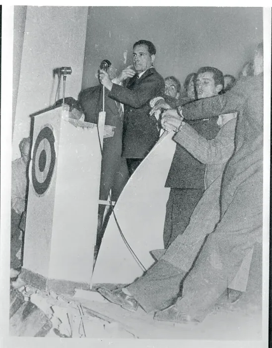 Framed Print : Francois Mitterrand Speaking Framed Print : Francois Mitterrand Speaking