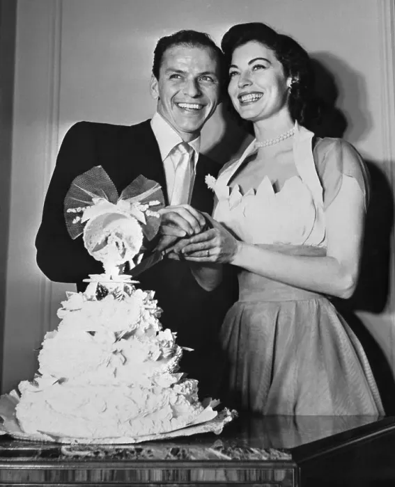 Framed Print : Frank Sinatra and Ava Gardner at Wedding Framed Print : Frank Sinatra and Ava Gardner at Wedding