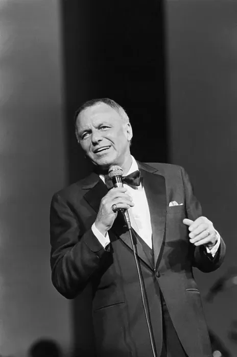 Framed Print : Frank Sinatra In Concert Framed Print : Frank Sinatra In Concert