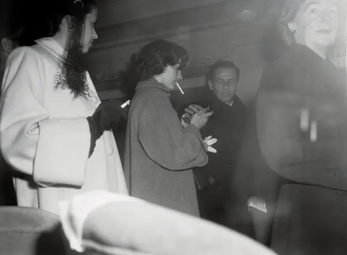 Framed Print : Frank Sinatra Helping Ava Gardner Framed Print : Frank Sinatra Helping Ava Gardner
