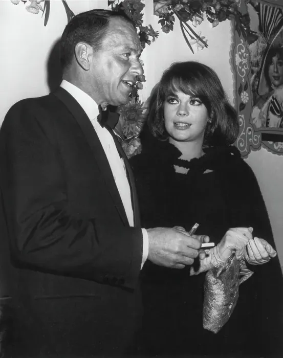 Framed Print : Frank Sinatra & Natalie Wood Talking Framed Print : Frank Sinatra & Natalie Wood Talking