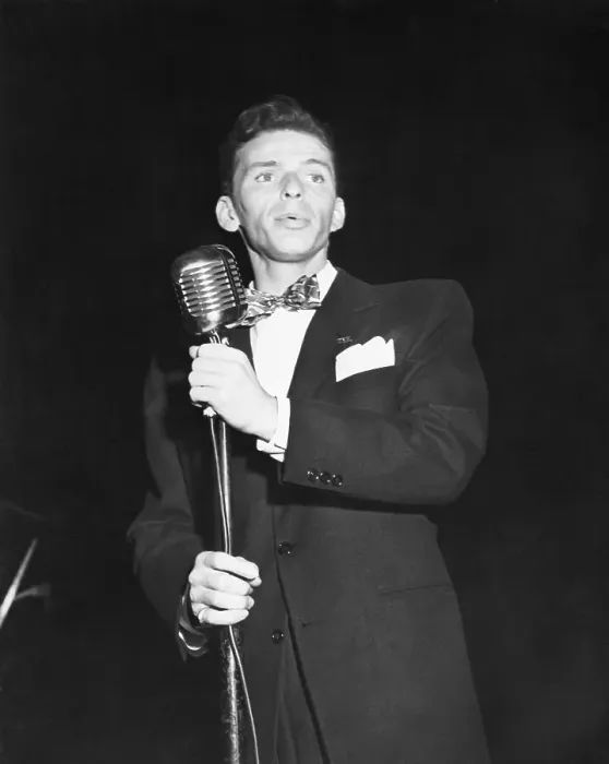 Framed Print : Frank Sinatra Performing Framed Print : Frank Sinatra Performing