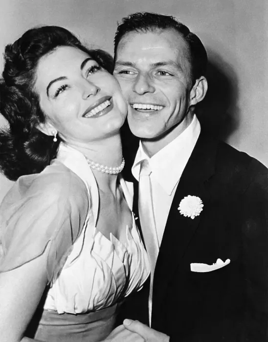 Framed Print : Frank Sinatra and Wife Ava Gardner Framed Print : Frank Sinatra and Wife Ava Gardner