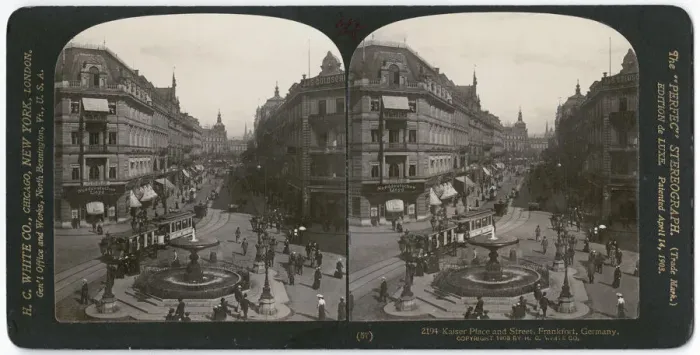 Framed Print : Frankfurt Kaiserplatz Framed Print : Frankfurt Kaiserplatz