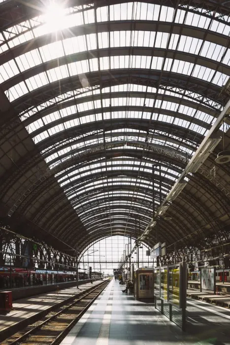 Framed Print : Frankfurt Am Main Central Train Station (Hauptbahnhof), Hesse, Germany Framed Print : Frankfurt Am Main Central Train Station (Hauptbahnhof), Hesse, Germany