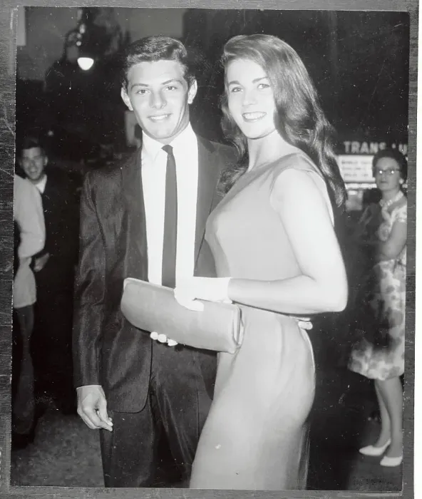 Framed Print : Frankie Avalon with Ann-Margret Framed Print : Frankie Avalon with Ann-Margret