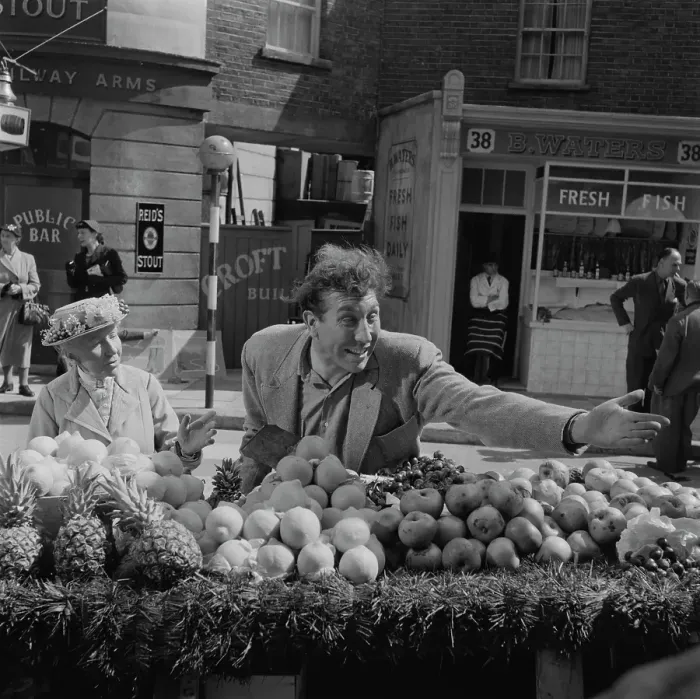 Framed Print : Frankie Howerd And Katie Johnson Filming The Ladykillers, 1955 Framed Print : Frankie Howerd And Katie Johnson Filming The Ladykillers, 1955