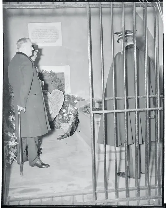 Framed Print : Franklin D. Roosevelt Placing Down a Wreath Framed Print : Franklin D. Roosevelt Placing Down a Wreath