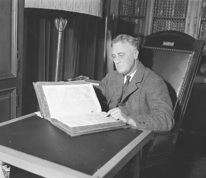 Framed Print : Franklin D. Roosevelt Thumbing Through Large Bible