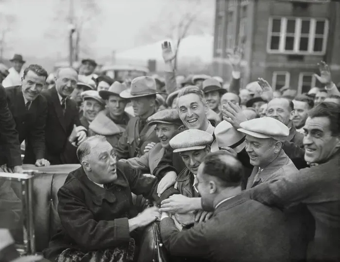 Framed Print : Franklin Roosevelt Greeting Hospital Inmates Framed Print : Franklin Roosevelt Greeting Hospital Inmates