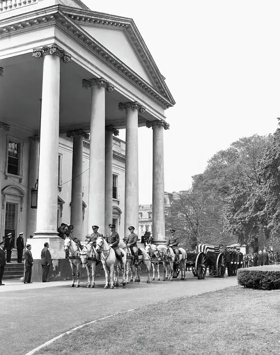 Framed Print : Franklin Roosevelt's Coffin at White House Framed Print : Franklin Roosevelt's Coffin at White House