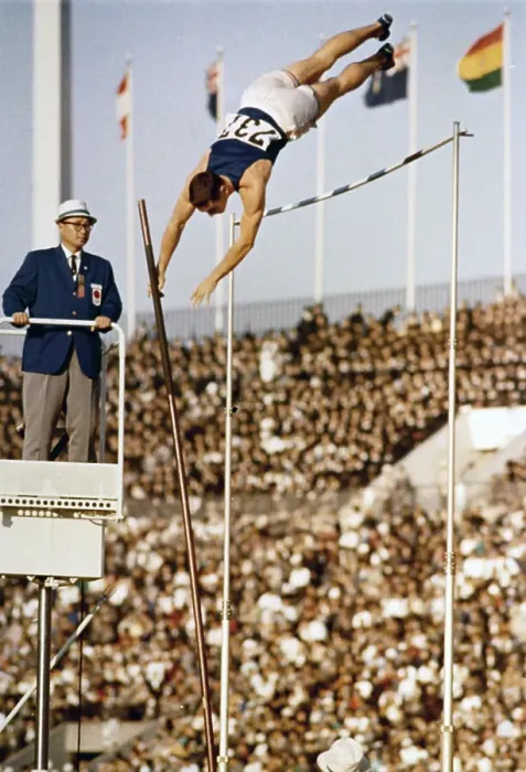Framed Print : Fred Hansen Pole Vaulting Framed Print : Fred Hansen Pole Vaulting