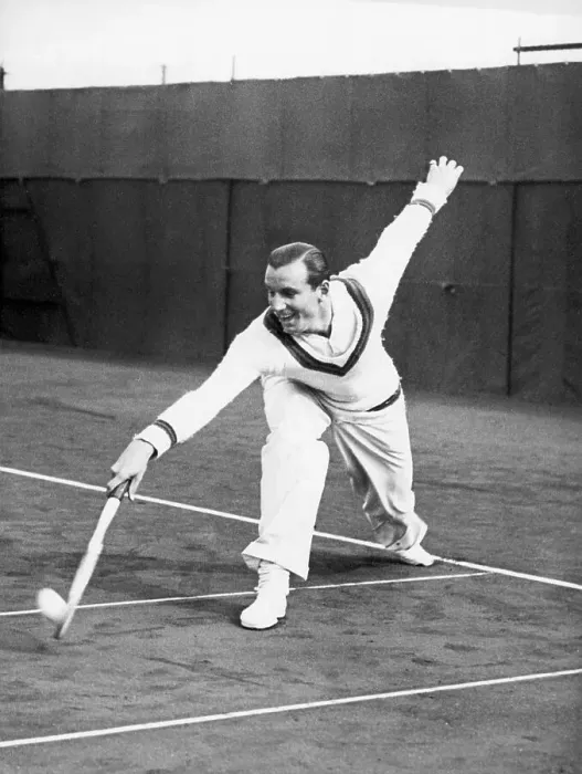 Framed Print : Fred Perry Defending His Title Framed Print : Fred Perry Defending His Title
