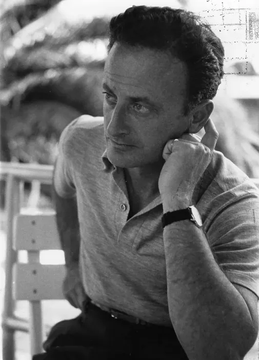 Framed Print : Fred Zinnemann