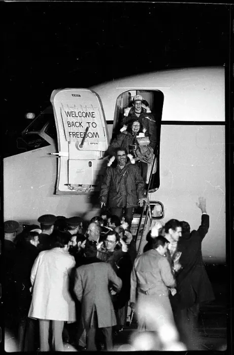 Framed Print : Freed American Hostages in West Germany Framed Print : Freed American Hostages in West Germany