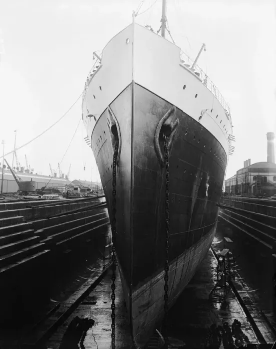 Framed Print : French Liner Framed Print : French Liner