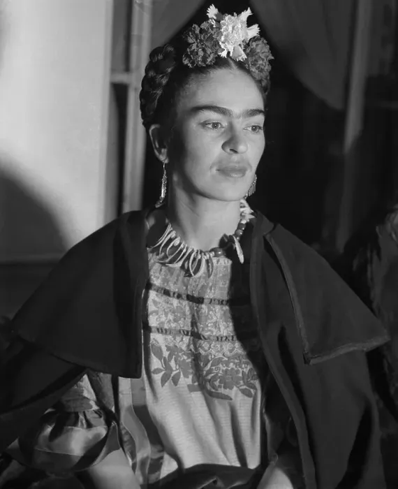 Framed Print : Frida Kahlo Framed Print : Frida Kahlo