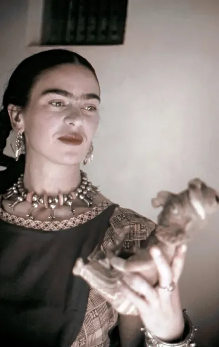 Framed Print : Frida Kahlo Framed Print : Frida Kahlo