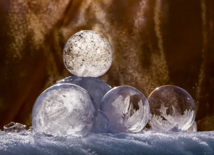 Framed Print : Frozen Bubble family Framed Print : Frozen Bubble family