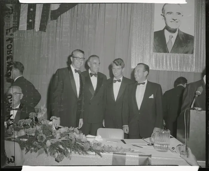 Framed Print : Fund raising Dinner with Governors and Senators
