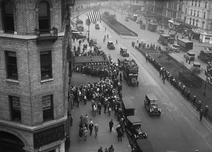 Framed Print : Funeral Procession for Actor Rudolph Valentino Framed Print : Funeral Procession for Actor Rudolph Valentino