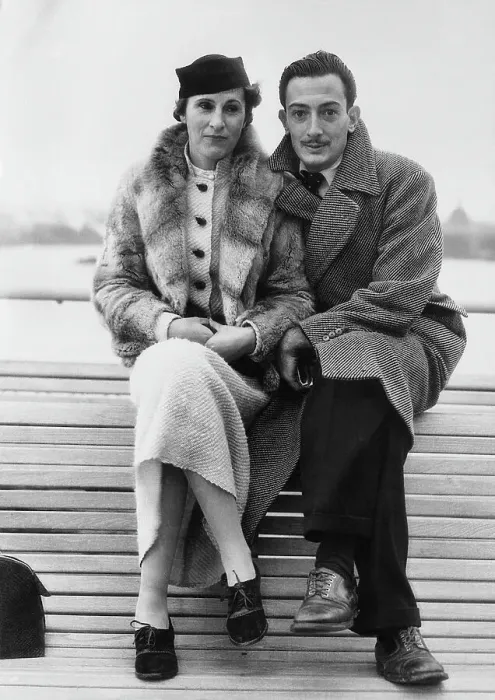 Framed Print : Gala and Salvador Dali Framed Print : Gala and Salvador Dali