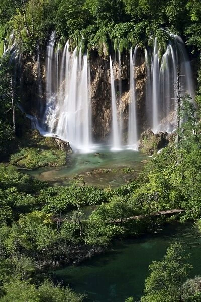 Galovac buk waterfall, Plitvice Lakes National Park, UNESCO World Heritage Site, Croatia, Europe