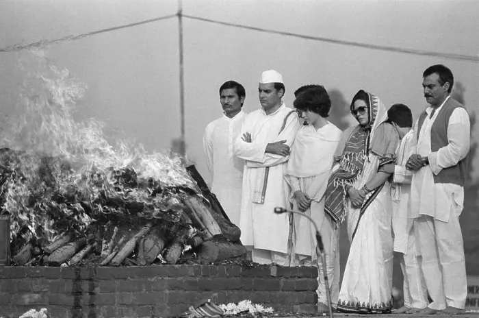 Framed Print : Gandhi Family at Indira Gandhi's Cremation