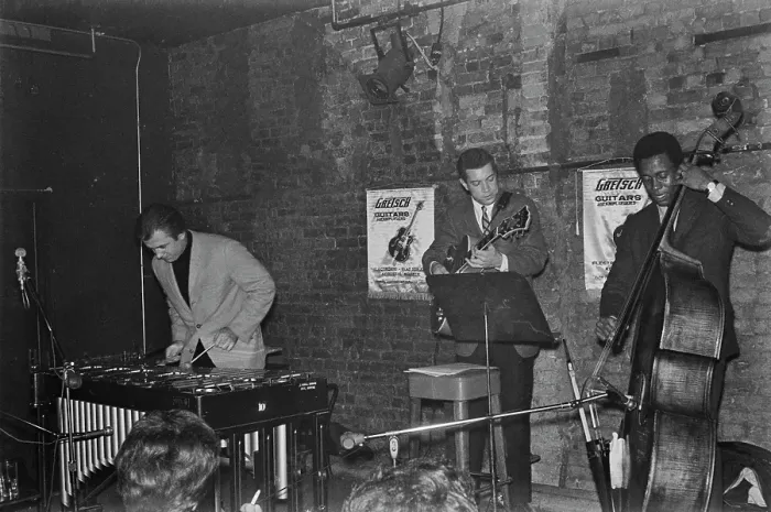 Framed Print : Gary Burton Plays New York