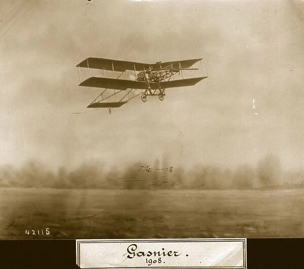 Gasnier. November 1908: A Gasnier biplane taking off