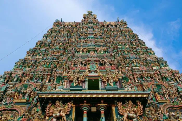 Framed Print : Gate tower of Meenakshi Amman Temple Framed Print : Gate tower of Meenakshi Amman Temple