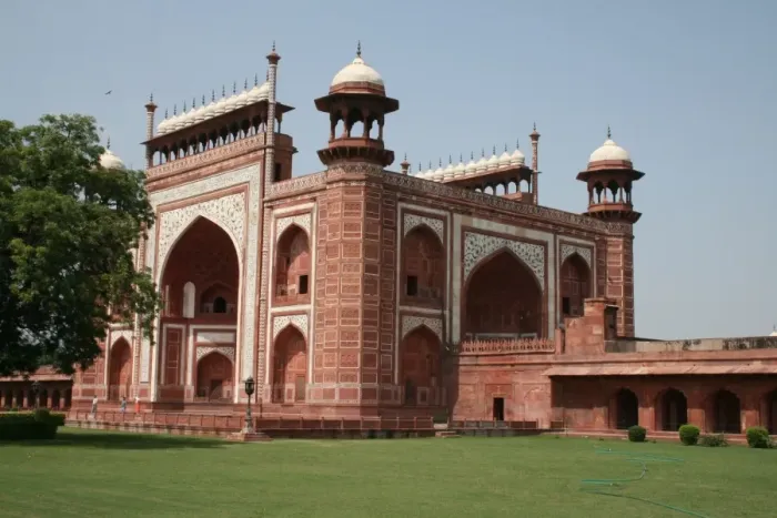 Framed Print : Gateway to the Taj Framed Print : Gateway to the Taj
