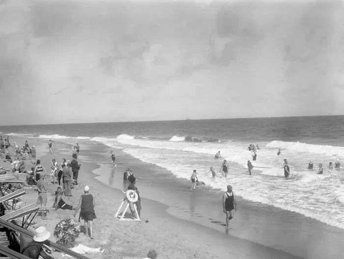 Framed Print : Gen View Of Breakers Beach In Florida Framed Print : Gen View Of Breakers Beach In Florida