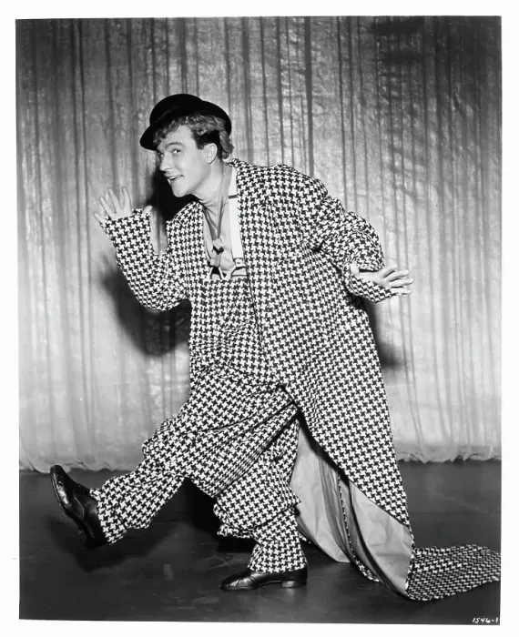 Framed Print : Gene Kelly In Singin In The Rain Framed Print : Gene Kelly In Singin In The Rain