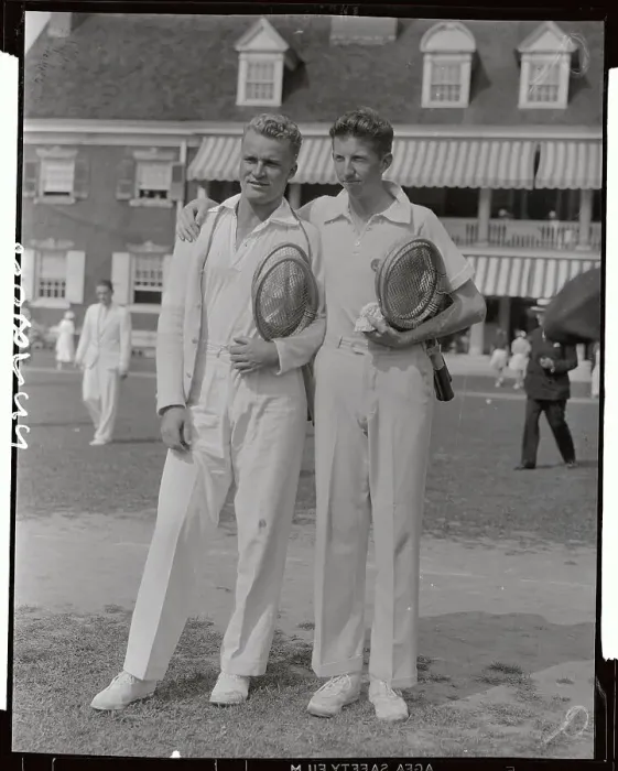 Framed Print : Gene Mako and Don Budge Carrying Tennis Racquets Framed Print : Gene Mako and Don Budge Carrying Tennis Racquets