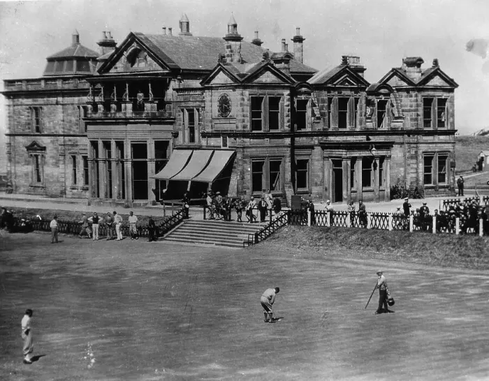 Framed Print : Gene Sarazen Putting at St. Andrews Framed Print : Gene Sarazen Putting at St. Andrews