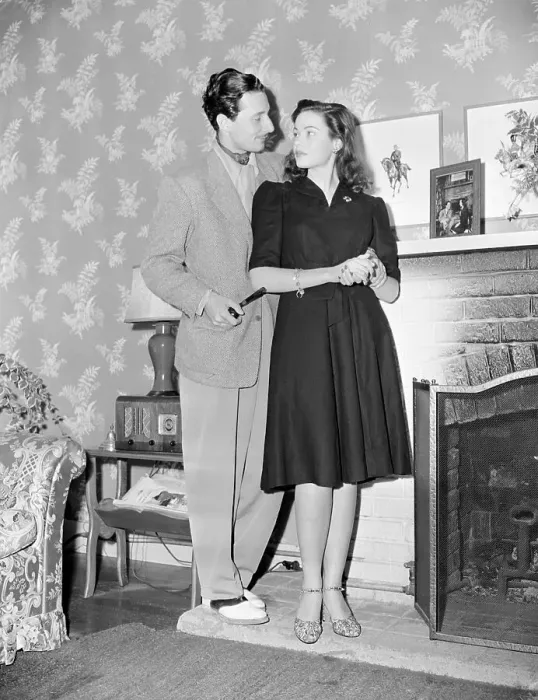 Framed Print : Gene Tierney and Oleg Cassini Framed Print : Gene Tierney and Oleg Cassini
