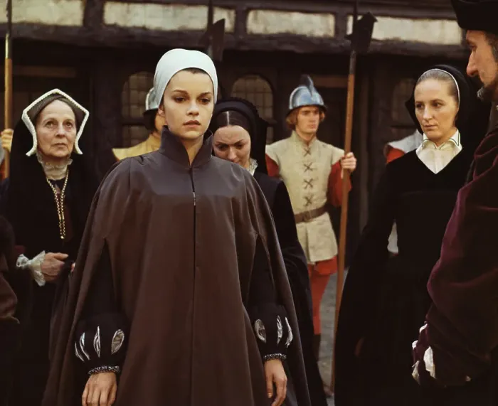 Framed Print : Genevieve Bujold as Anne Boleyn Framed Print : Genevieve Bujold as Anne Boleyn