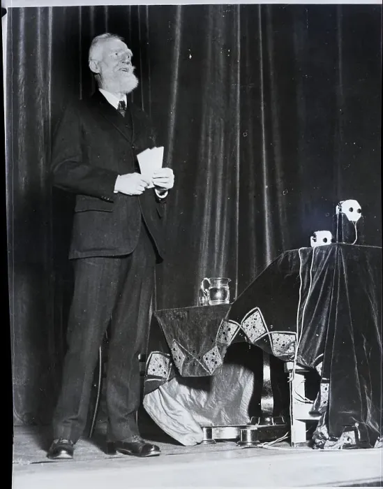 Framed Print : George Bernard Shaw Delivering Speech Framed Print : George Bernard Shaw Delivering Speech