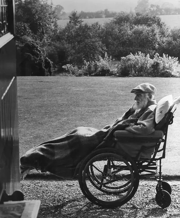 Framed Print : George Bernard Shaw In His Wheelchair Framed Print : George Bernard Shaw In His Wheelchair