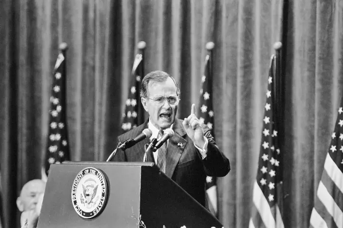 Framed Print : George Bush at Fundraiser Framed Print : George Bush at Fundraiser
