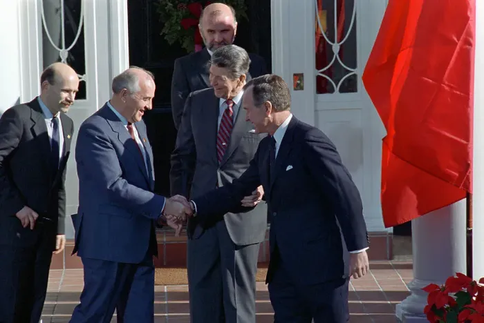 Framed Print : George Bush and Mikhail Gorbachev Shaking Hands Framed Print : George Bush and Mikhail Gorbachev Shaking Hands