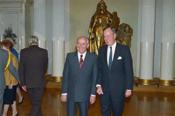 Framed Print : George Bush and Mikhail Gorbachev Walking Together Framed Print : George Bush and Mikhail Gorbachev Walking Together