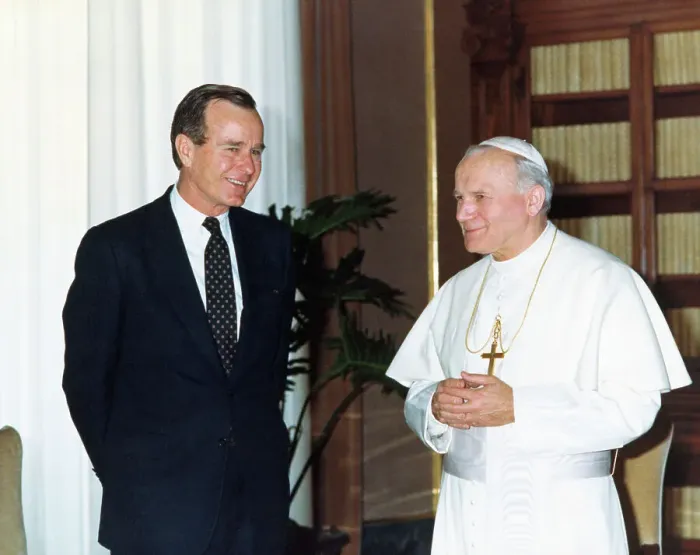 Framed Print : George Bush Posing with Pope John Paul II Framed Print : George Bush Posing with Pope John Paul II