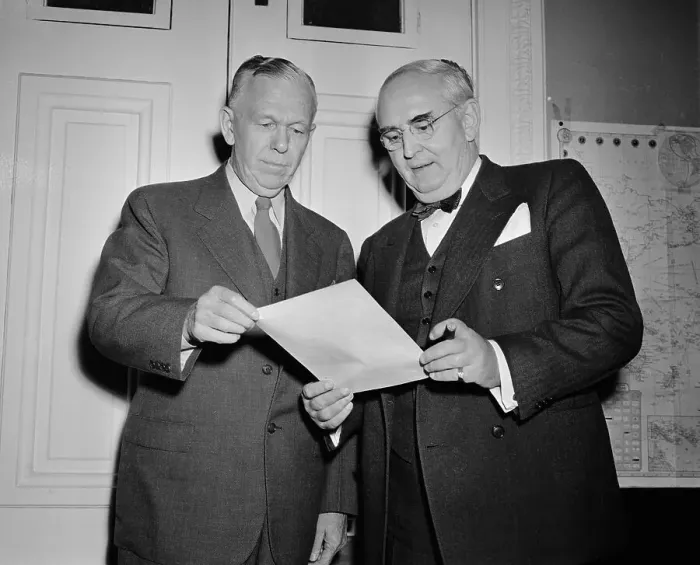 Framed Print : George C Marshall Talking with Arthur Vandenberg Framed Print : George C Marshall Talking with Arthur Vandenberg