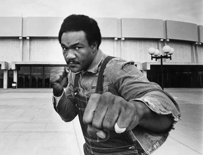 Framed Print : George Foreman in Fight Pose at Nassau Coliseum Framed Print : George Foreman in Fight Pose at Nassau Coliseum