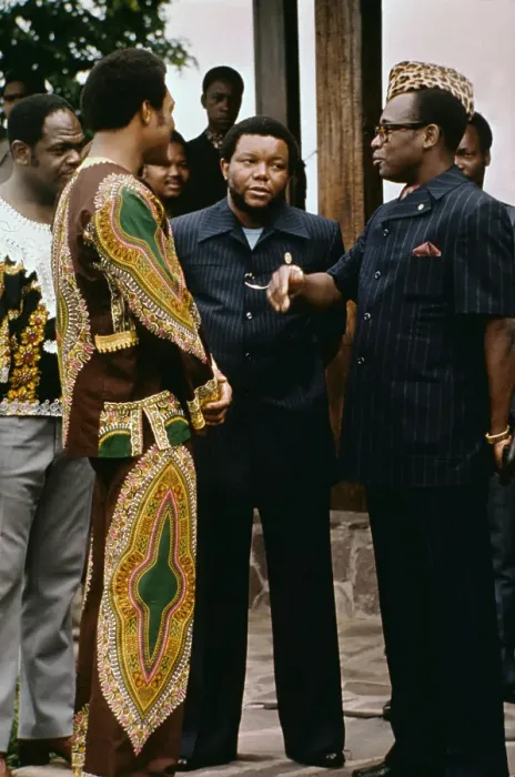 Framed Print : George Foreman Visiting President Mobuto Framed Print : George Foreman Visiting President Mobuto